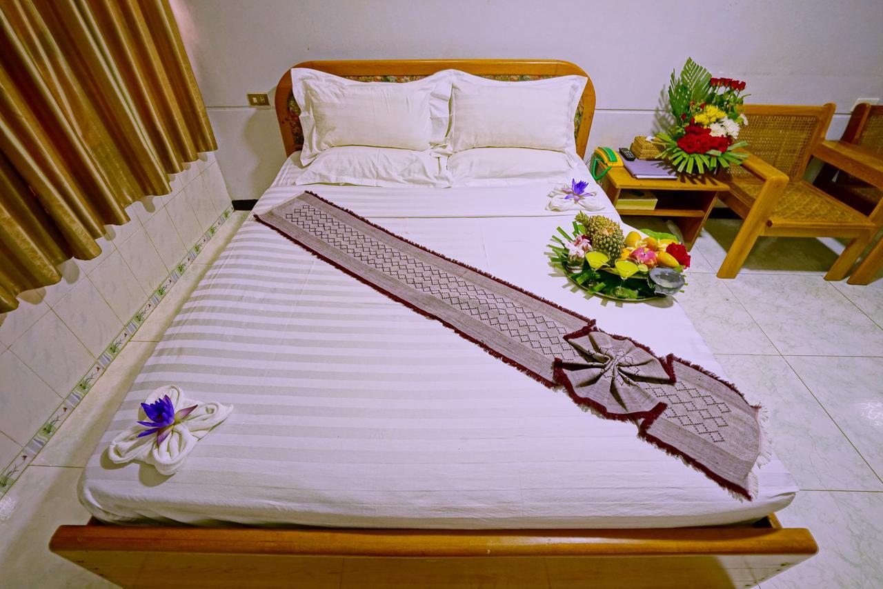 Taim Phyu Hotel Mandalay Bagian luar foto