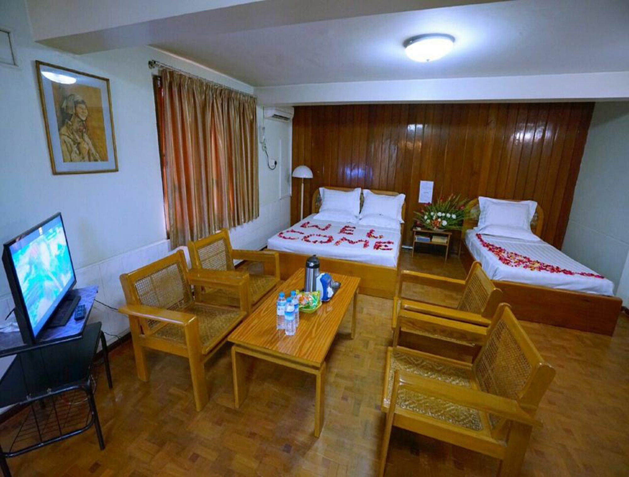 Taim Phyu Hotel Mandalay Bagian luar foto